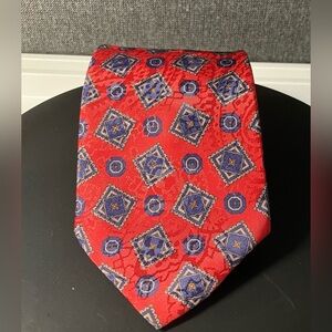 Camden Court Vintage Men's Silk Geometric Neck Tie Dress Tie Blue/red 1970s